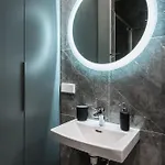 Apartament Cohost I Trendy Apt W- Balcony & Garage Parking