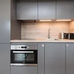 Cohost I Trendy Apt W- Balcony & Garage Parking *
