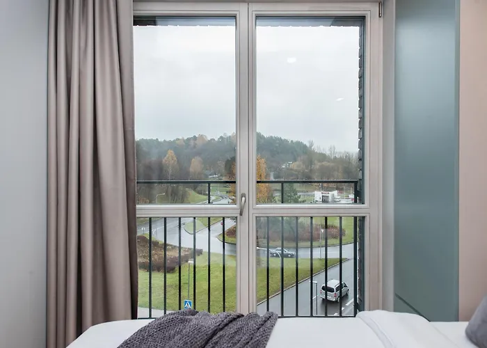 Cohost I Trendy Apt W- Balcony & Garage Parking * Vilnius