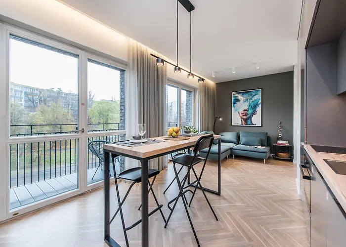 Cohost I Trendy Apt W- Balcony & Garage Parking * Vilnius