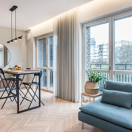 Cohost I Trendy Apt W- Balcony & Garage Parking * 维尔纽斯