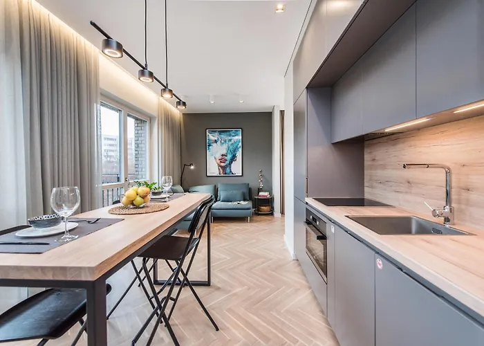 Cohost I Trendy Apt W- Balcony & Garage Parking Vilnius