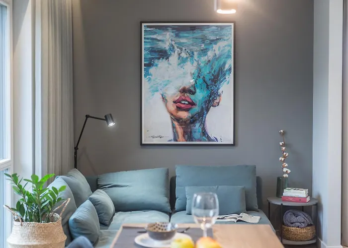 Cohost I Trendy Apt W- Balcony & Garage Parking Apartman