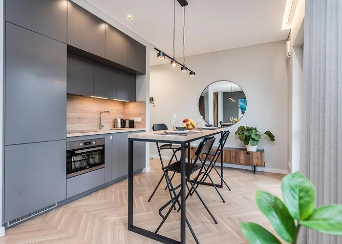 דירה Cohost I Trendy Apt W- Balcony & Garage Parking