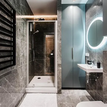 아파트 Cohost I Trendy Apt W- Balcony & Garage Parking 빌뉴스