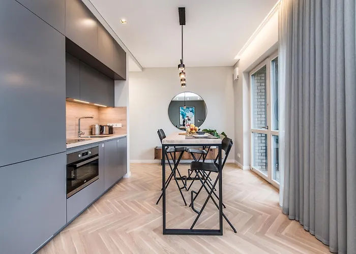 Cohost I Trendy Apt W- Balcony & Garage Parking Vilnius